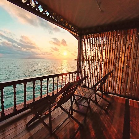 La Water House Semporna Bed & Breakfast Luaran gambar